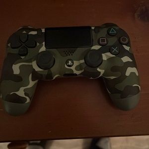 PS4 DualShock controller